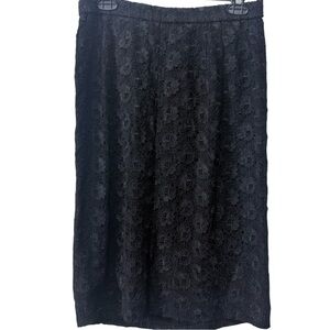 Black Floral Lace Overlay Knee Length Skirt Elastic Waist Lined Elegant Classic